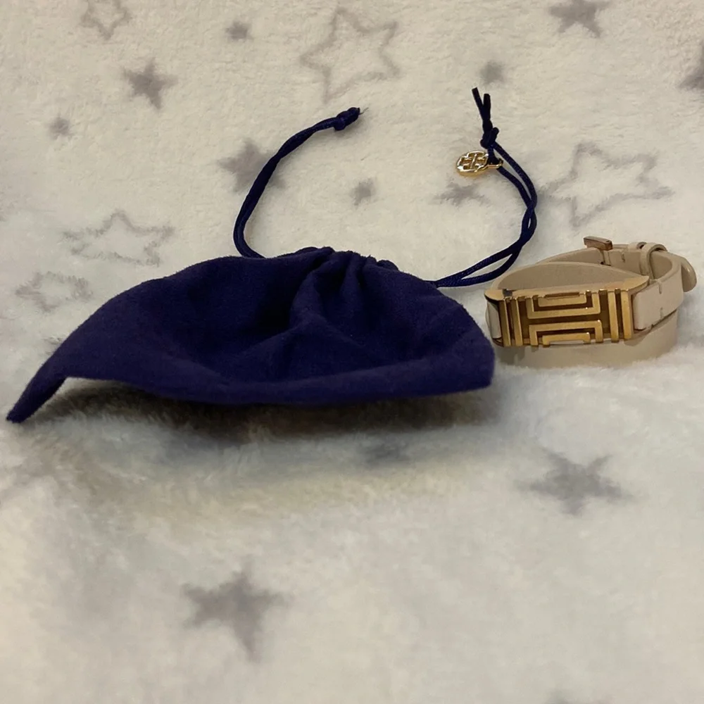 Tory Burch Cream and Gold Bracelet no dust bag